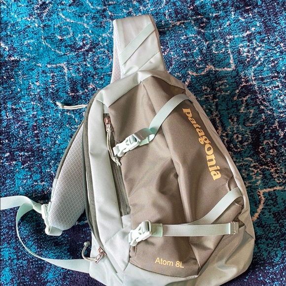 Green Patagonia Atom Sling | Poshmark